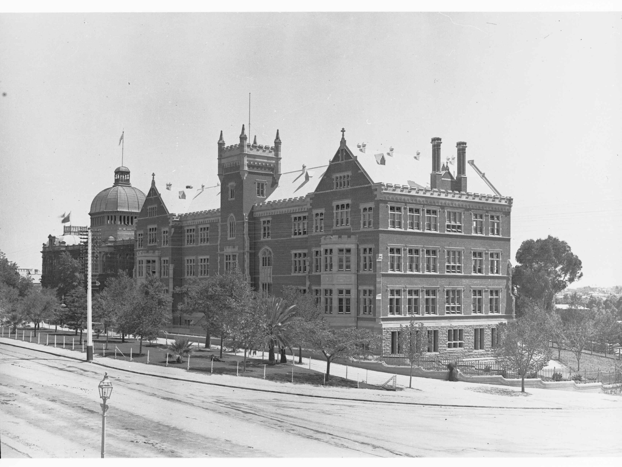 1951